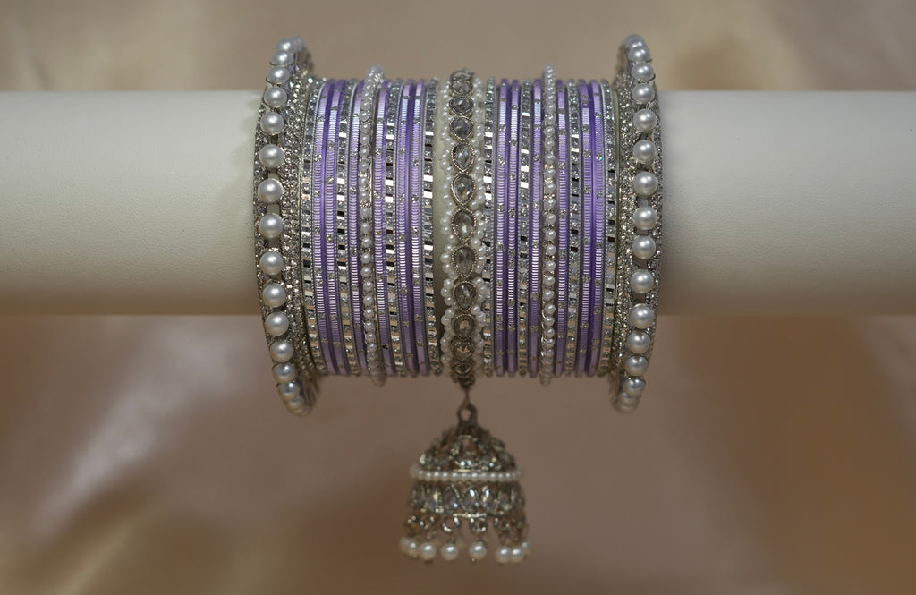 Navina Luxury Bangle Stack
