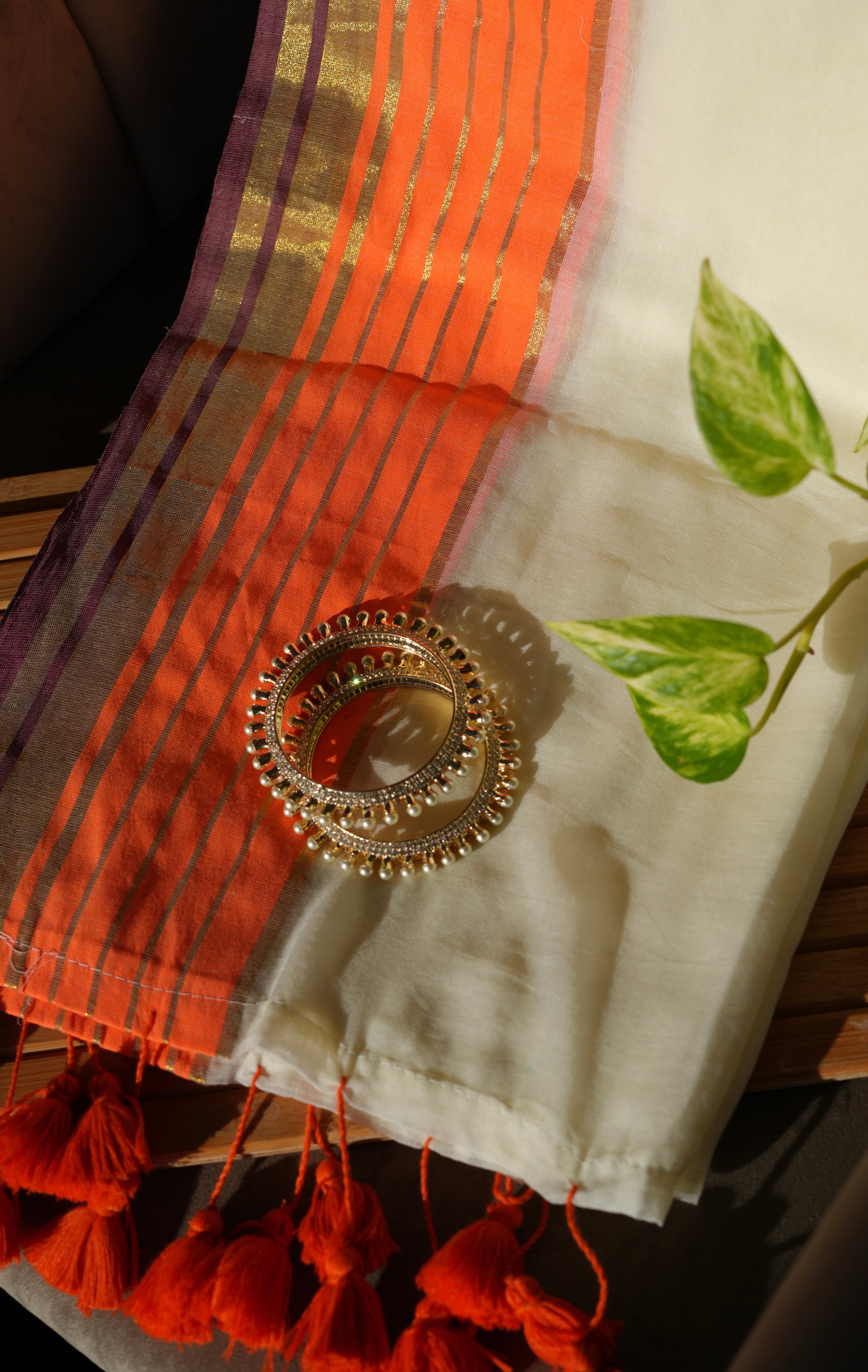 Coral Kasavu Mul Cotton Saree