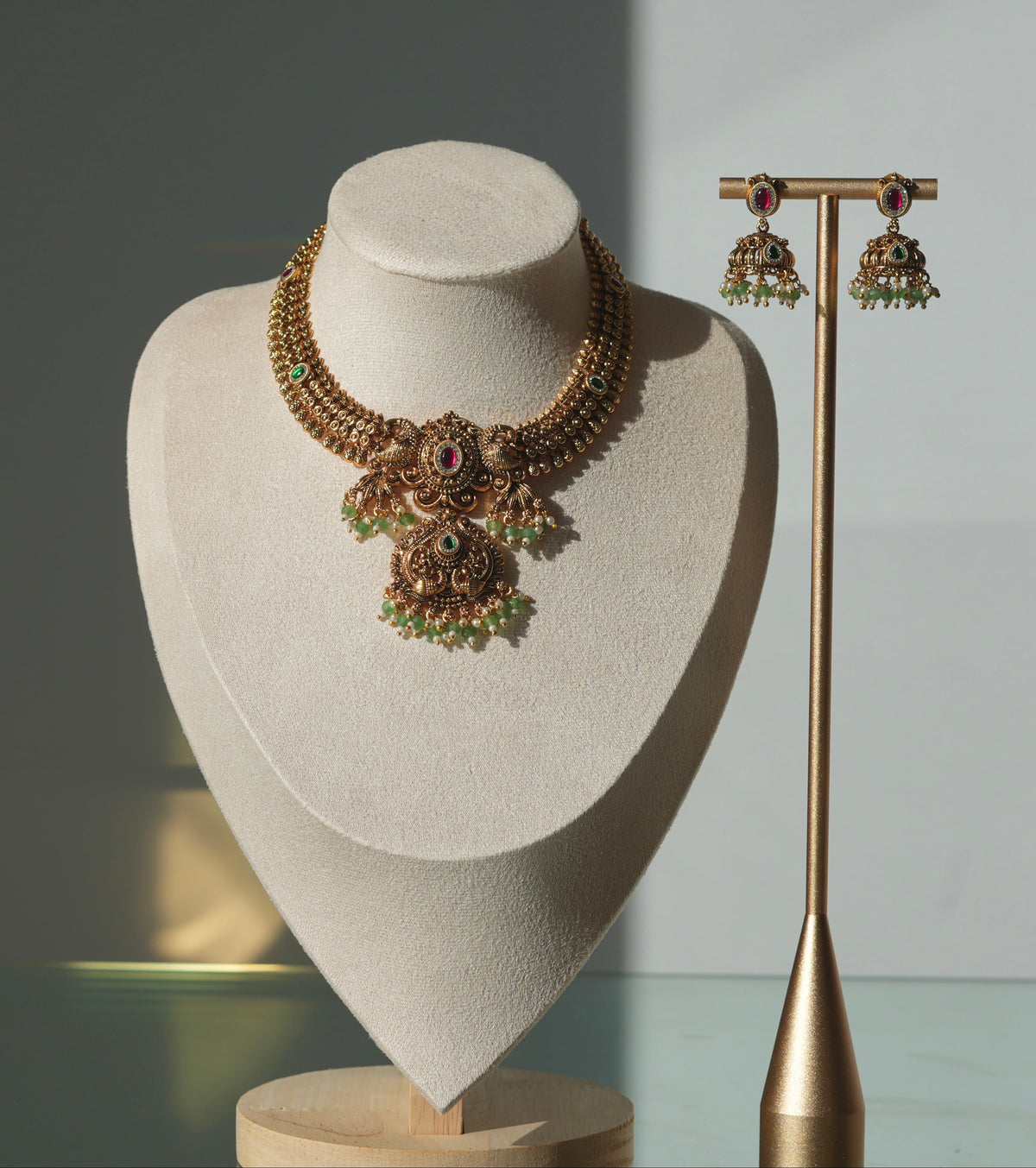 Emerald Royale Heritage Set