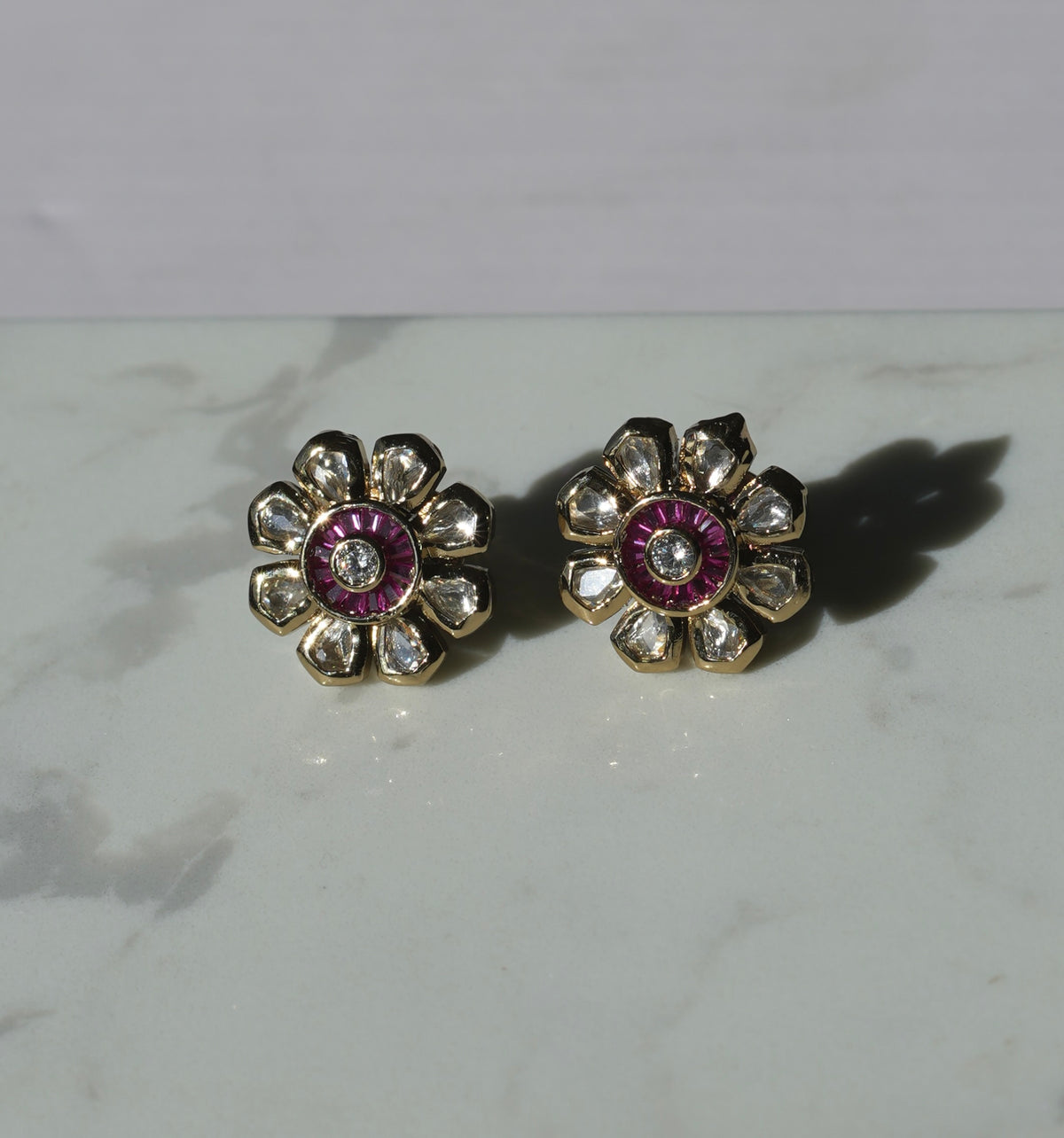 Gulab Daisy Studs